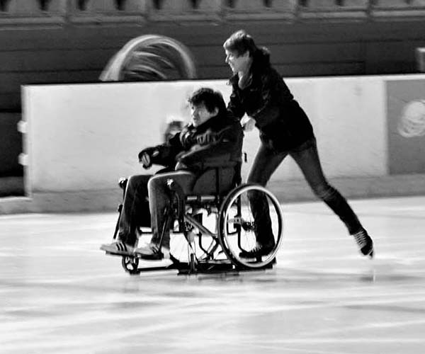 lugc_notreOffreICEonicePic0 - Wheelchair skating, Ice skating, Wheelchair ice skating, Wheelchair skating